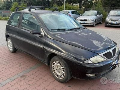 Lancia Ypsilon