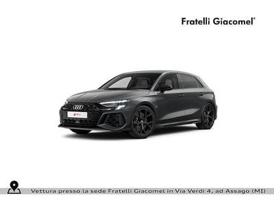 Usata Audi RS3 Sportback Ambiente 400 CV (294 kW) 2023 Grigio daytona perla Utilitaria
