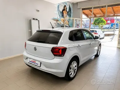 Usata VW Polo Comfortline 80 CV (58 kW) 2020 Grigio Utilitaria