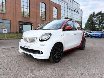 Usata Smart ForFour Passion 90 CV (66 kW) 2017 Bianco Utilitaria