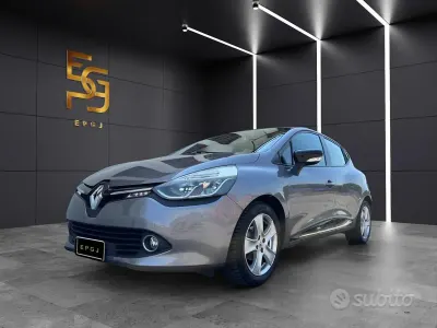 Usata Renault Clio IV 90 CV (66 kW) 2013 Grigio Berlina