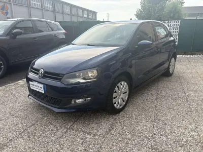 Usata VW Polo Comfortline 75 CV (55 kW) 2011 Blu/azzurro Utilitaria