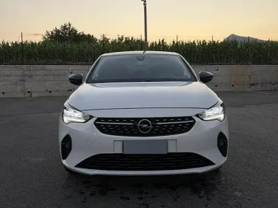 Usata Opel Corsa 75 CV (55 kW) 2021 Bianco Utilitaria