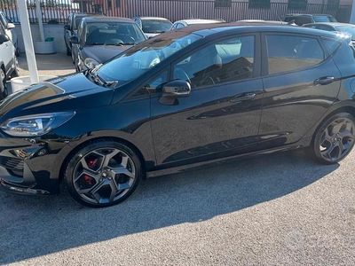 Usata Ford Fiesta ST 200 CV (147 kW) 2022 Nero Utilitaria