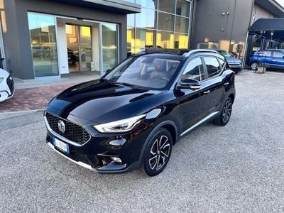 Usata MG ZS Luxury 111 CV (81 kW) 2022 Nero Berlina