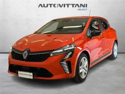 Usata Renault Clio V Evolution 101 CV (74 kW) 2024 Arancio Berlina