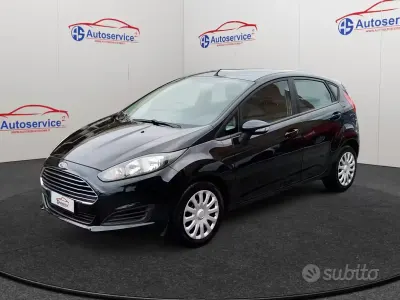 Usata Ford Fiesta Titanium 92 CV (67 kW) 2013 Nero Berlina