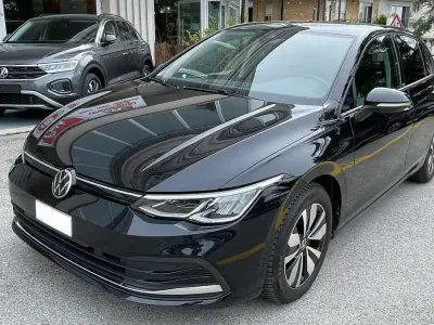 Usata VW Golf VIII Move 150 CV (110 kW) 2023 Nero Berlina
