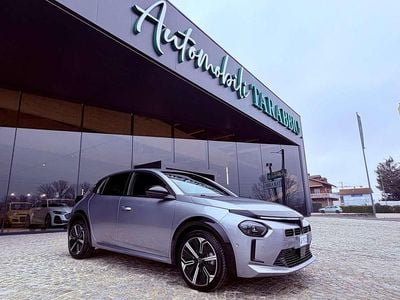 Usata Lancia Ypsilon 101 CV (74 kW) 2024 Argento Utilitaria