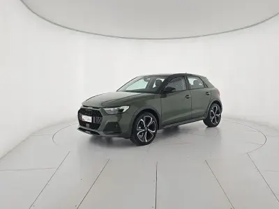 Usata Audi A1 Comfort 116 CV (85 kW) 2025 Verde SUV