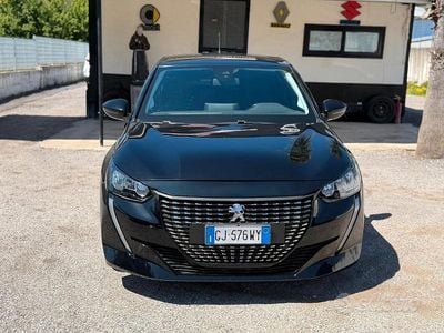 Usata Peugeot 208 102 CV (75 kW) 2022 Nero Utilitaria
