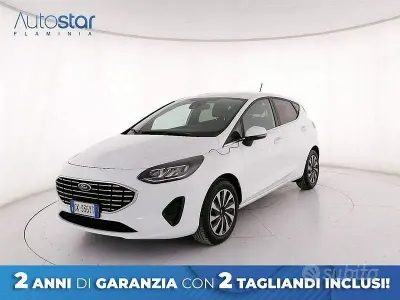 Begagnad Ford Fiesta Titanium 75 HK (55 kW) 2022 Vit Sedan