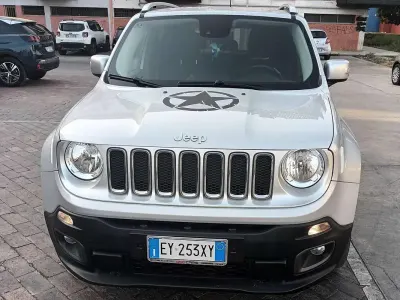Usata Jeep Renegade Limited 120 CV (88 kW) 2015 Argento SUV