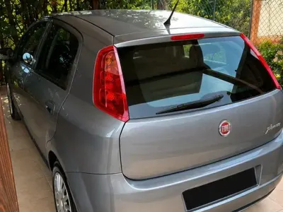 Usata Fiat Grande Punto 69 CV (50 kW) 2012 Utilitaria