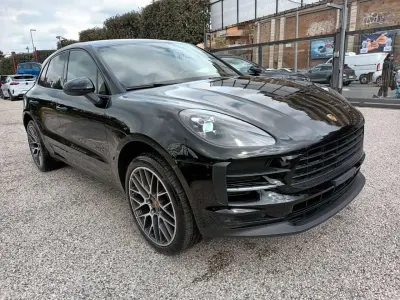 Gebraucht Porsche Macan 245 PS (180 kW) 2021 Schwarz SUV