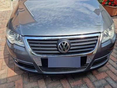 Usata VW Passat Comfortline 105 CV (77 kW) 2005 Grigio Berlina