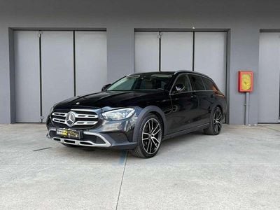 Usata Mercedes E220 All-Terrain Premium 194 CV (142 kW) 2022 Nero Station wagon