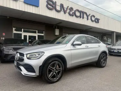 Usata Mercedes GLC200 Premium 163 CV (119 kW) 2019 Grigio SUV
