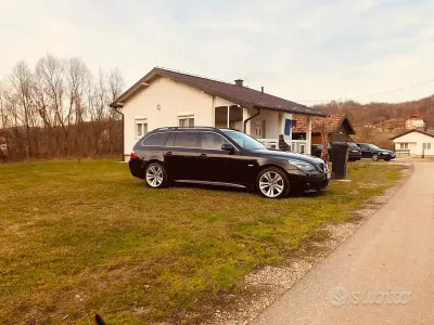 Usata BMW 530 M Sport 235 CV (172 kW) 2007 Nero Station wagon