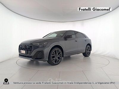 Usata Audi Q8 S-Line 286 CV (210 kW) 2024 Grigio daytona perlato SUV