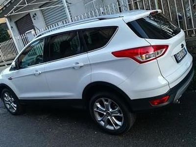 Usata Ford Kuga 150 CV (110 kW) 2016 Bianco SUV