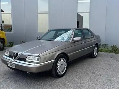 Usata Alfa Romeo 164 201 CV (147 kW) 1993 Grigio Berlina