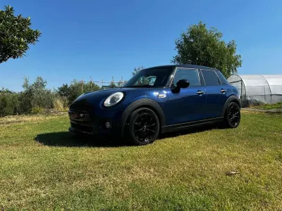Usata Mini One D Business 95 CV (69 kW) 2015 Bluazzurro Utilitaria