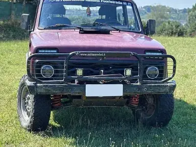 Usata Lada niva 75 CV (55 kW) 2001 SUV