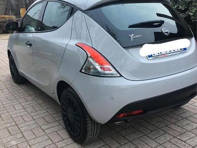 usata Lancia Ypsilon elefantino blu