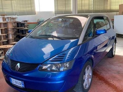 Usata Renault Avantime Dynamique 163 CV (119 kW) 2002 Blu/azzurro Monovolume