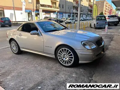 Usata Mercedes SLK200 163 CV (119 kW) 2002 Grigio Cabrio