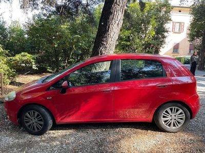 Usata Fiat Grande Punto 90 CV (66 kW) 2008 Rosso Utilitaria