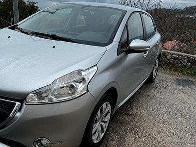Usata Peugeot 208 82 CV (60 kW) 2012 Utilitaria