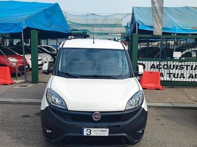 Usata Fiat Doblò 120 CV (88 kW) 2020 Bianco Monovolume