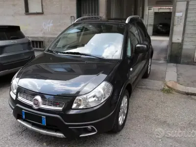 Usata Fiat Sedici Emotion 135 CV (99 kW) 2010 Nero metallizzato SUV
