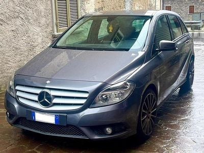 Usata Mercedes B200 Executive 136 CV (100 kW) 2013 Grigio Monovolume
