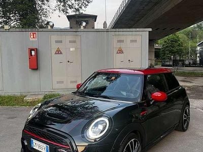 Begagnad Mini John Cooper Works 231 HK (169 kW) 2023 Halvkombi
