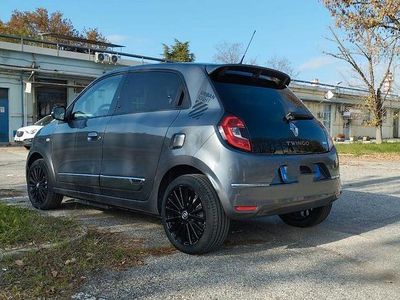 Usata Renault Twingo 22 kW (30 CV) 2023 Grigio Utilitaria
