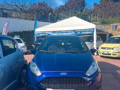 Usata Ford Fiesta ST-Line 95 CV (69 kW) 2017 Blu Berlina