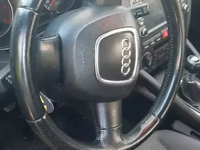 Usata Audi A3 105 CV (77 kW) 2005 Nero Utilitaria