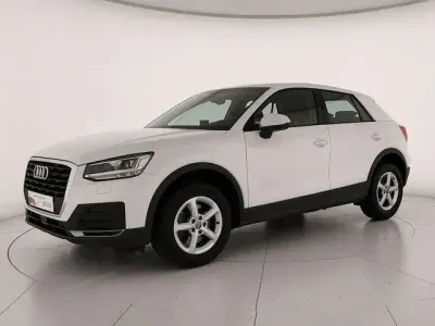 Usata Audi Q2 Business 150 CV (110 kW) 2018 Bianco SUV