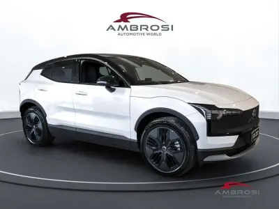 Nuova Volvo EX30 Performance 314 kW (428 CV) 2026 Crystal white SUV