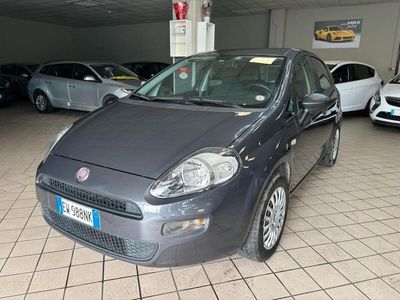 Usata Fiat Punto Lounge 85 CV (62 kW) 2014 Grigio Utilitaria