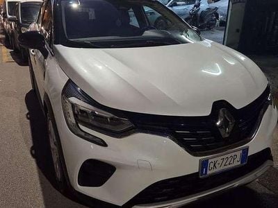 Usata Renault Captur Business 94 CV (69 kW) 2022 Bianco SUV