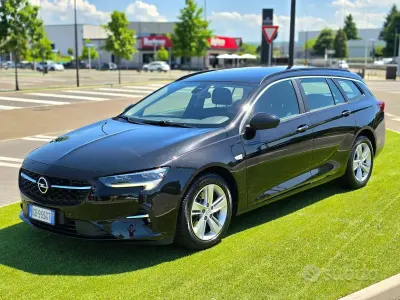 Usata Opel Insignia Sport 122 CV (89 kW) 2020 Nero Station wagon