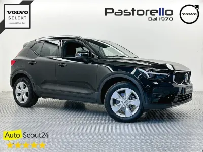 Usata Volvo XC40 Core 163 CV (119 kW) 2025 Onyx black SUV
