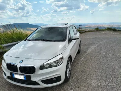 Usata BMW 216 Active Tourer 2016 Bianco Monovolume