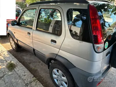Usata Daihatsu Terios 86 CV (63 kW) 2004 Grigio SUV