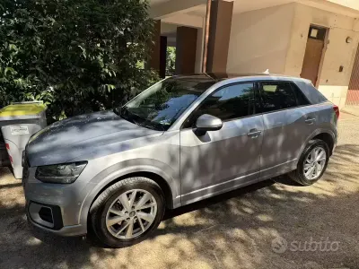 Usata Audi Q2 Design 116 CV (85 kW) 2022 Grigio SUV