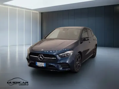 Usata Mercedes B250 Advanced Plus 160 CV (117 kW) 2025 Blu/azzurro Utilitaria